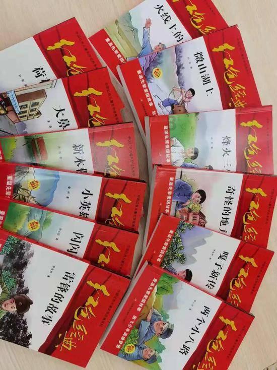 云南省昭通市镇雄县山体滑坡,发现九名遇难者搜救工作紧张进行中